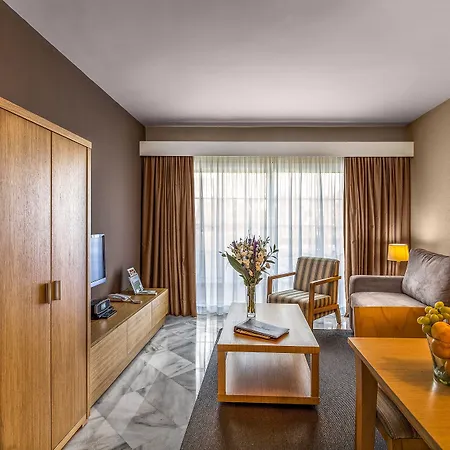 Royal Oasis Club At Pueblo Quinta Lejlighedshotel