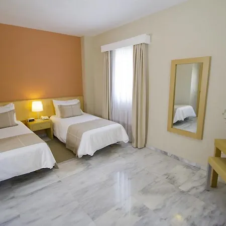 Royal Oasis Club At Pueblo Quinta 3* Benalmádena