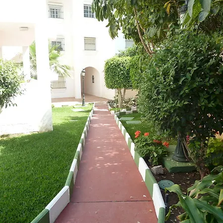Aparthotel Royal Oasis Club At Pueblo Quinta Benalmádena