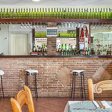 Royal Oasis Club At Pueblo Quinta 3* Benalmádena