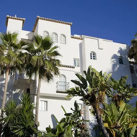 Apartahotel Royal Oasis Club At Pueblo Quinta By Diamond 3*
