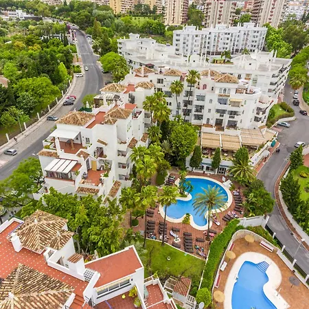 Royal Oasis Club At Pueblo Quinta By Diamond