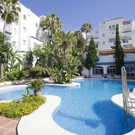 Apartahotel Royal Oasis Club At Pueblo Quinta By Diamond 3*
