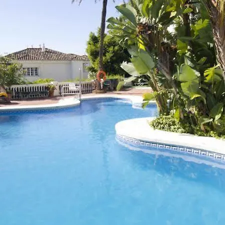 Royal Oasis Club At Pueblo Quinta By Diamond Apartahotel