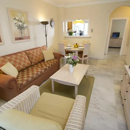 Apartahotel Royal Oasis Club At Pueblo Quinta By Diamond 3*